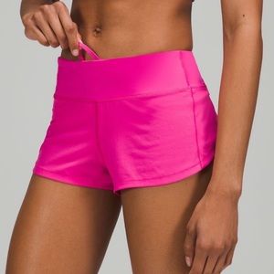 NWT 🍋 Lululemon Sonic Pink Speed Up Low Rise Short 2.5” Size 4